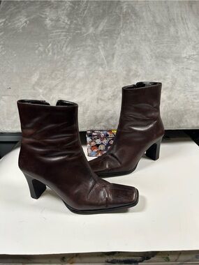 Diba Dark Brown Square-Toe Leather Ankle Boots